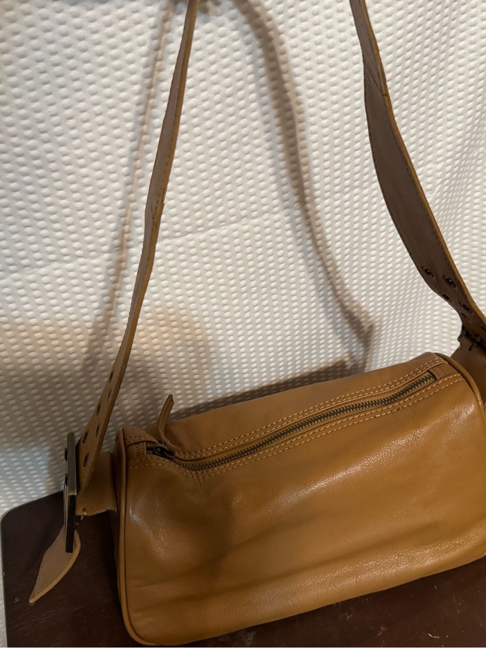 Free People Tan Leather Shoulder Bag - Picture 4 of 4